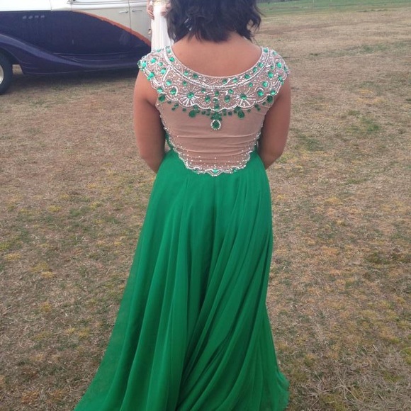 Sherri Hill Size 6 Dress - Picture 2 of 3